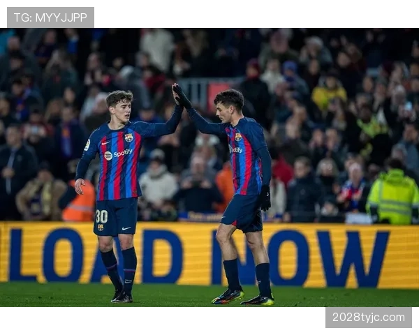 佩德里与加维：双核驱动下战术角色分化与比赛影响力对比