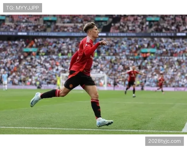 加纳乔在曼市德比中的关键表现解析