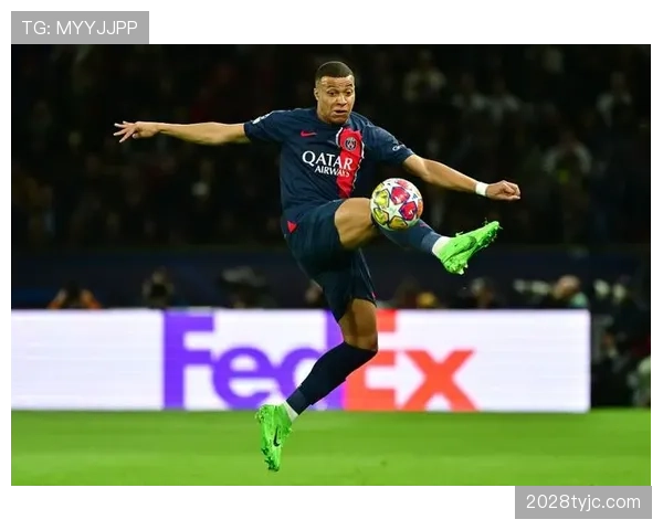 姆巴佩为何难以胜任中锋：战术角色与能力适配的断点分析